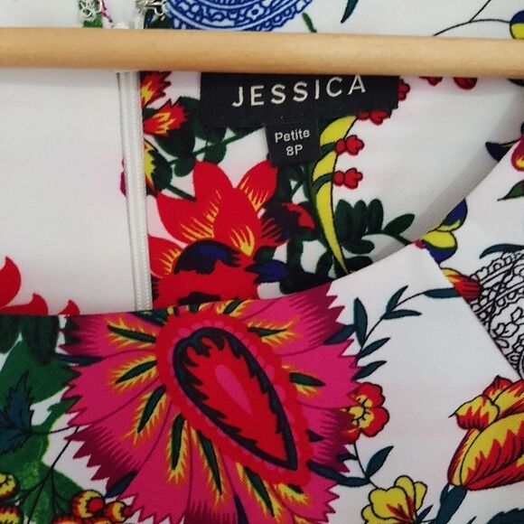 🌸HOST PICK🌸 JESSICA Fitted Cap Sleeve Floral Dress Size 8 Petite  NEW - Picture 4 of 13